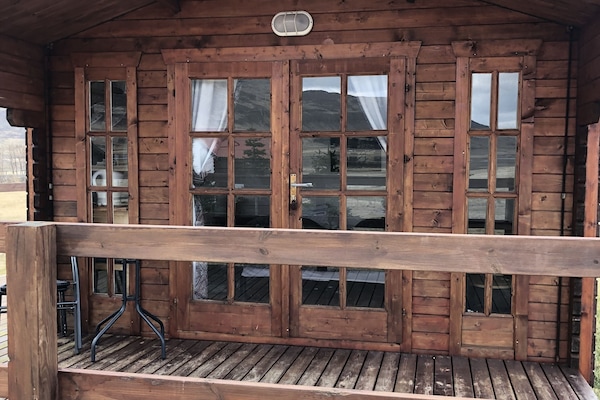 Classic Cabin | Free WiFi, bed sheets