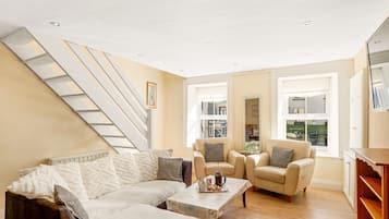 Cottage | Living area | LCD TV