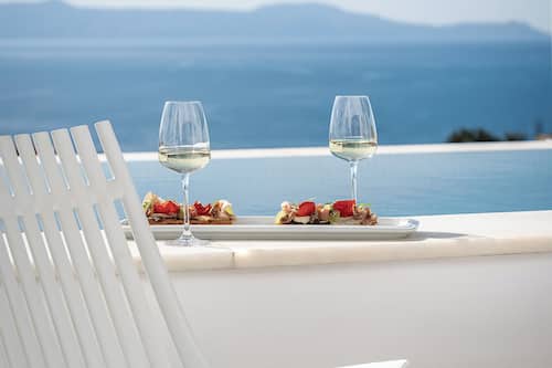 Executive Double Room, Private Pool, Sea View | Food and drink