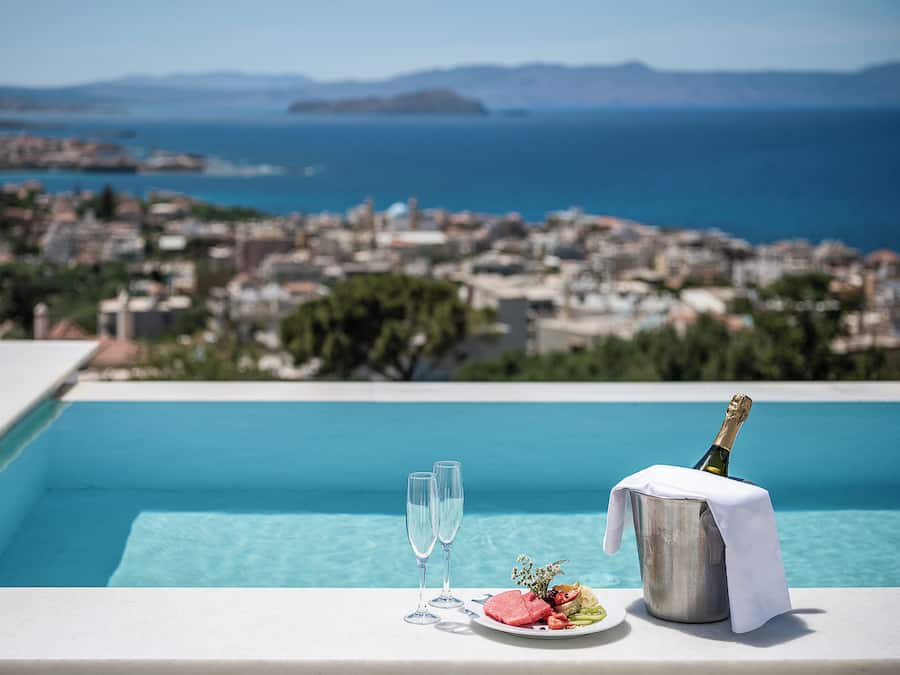 Dobbeltrom – executive, privat basseng, sjøutsikt | Champagneservice