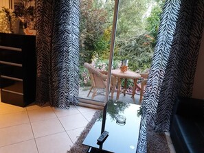 ลานระเบียง/นอกชาน