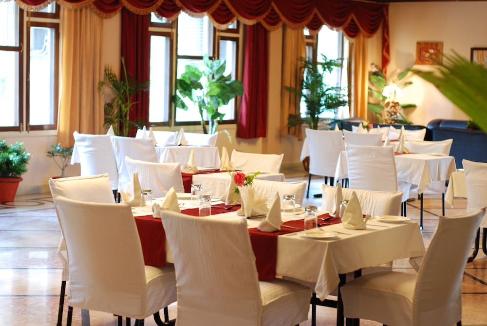 Corbett Kingdom by null