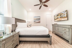 6 bedrooms, in-room safe, iron/ironing board, free WiFi