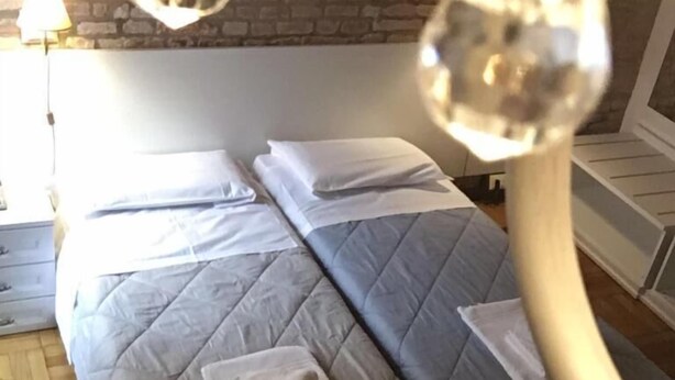Down comforters, WiFi (free), bed sheets - Stella De Tolomei (Ferrara)