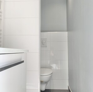 Free toiletries, towels - #E0 | View on the Bastille 🚠  Alsace Lorraine | Terrace (Grenoble)