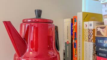 Kaffee und/oder Kaffeemaschine