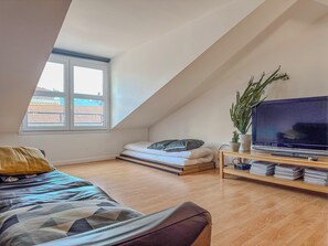 1 室のベッドルーム、WiFi、ベッドシーツ