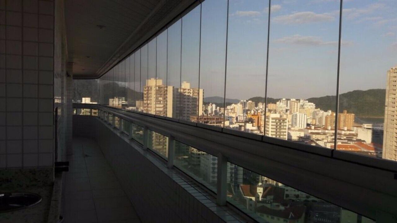 BEAUTIFUL FIT WITH SEA VIEW