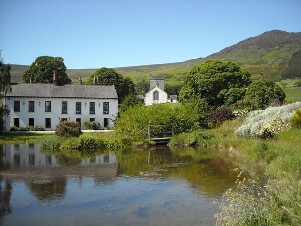 Lake - Ghan House Carlingford (Carlingford)