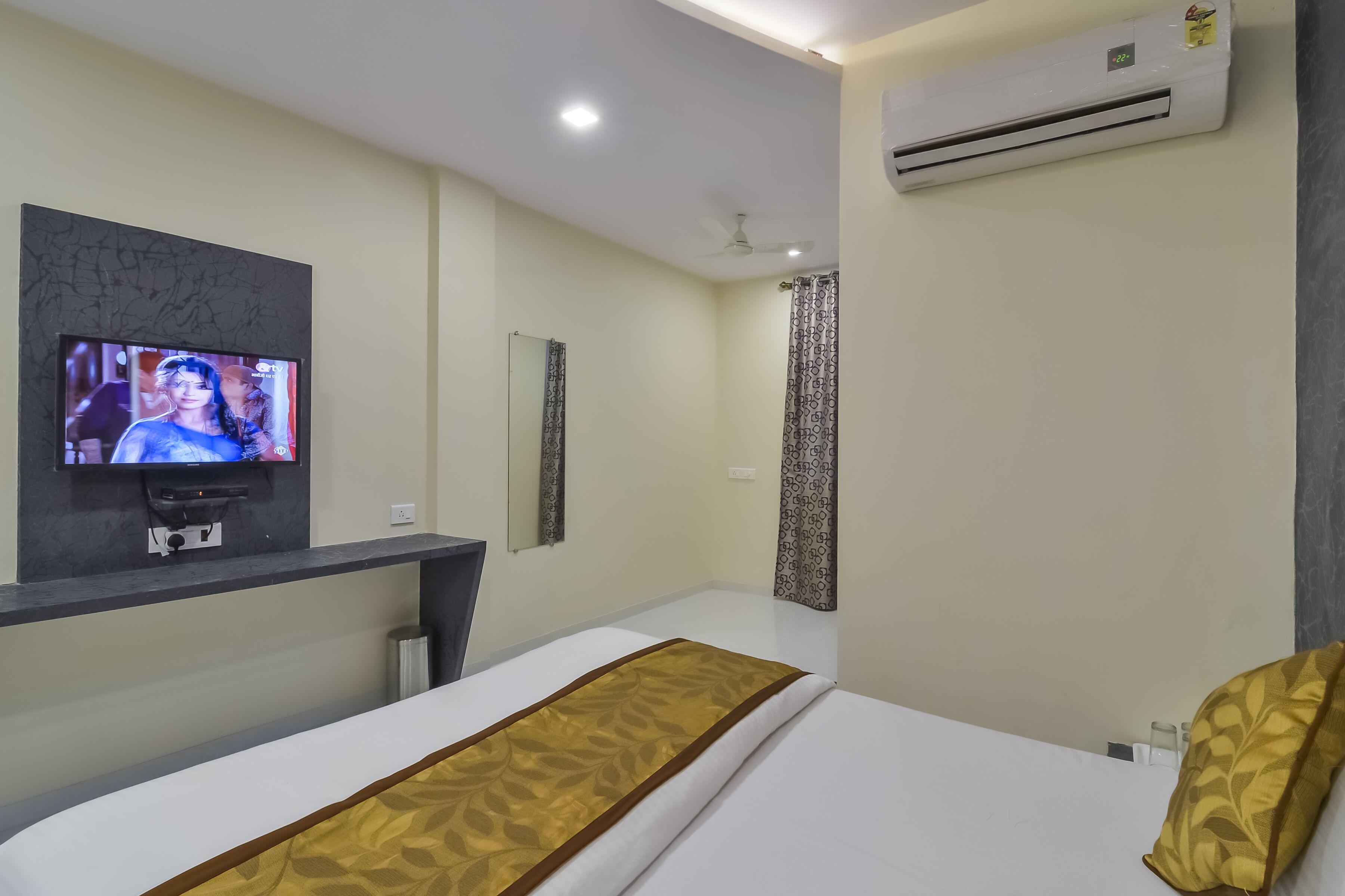 Foto - Hotel Aroma- Dadar
