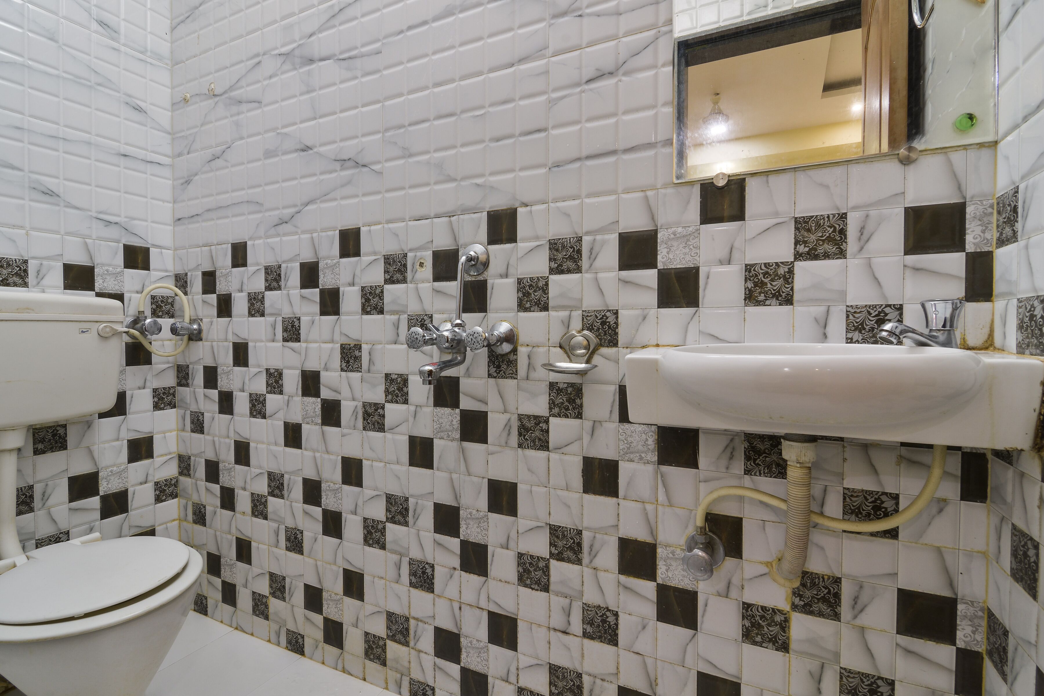 Photo - Hotel Aroma- Dadar