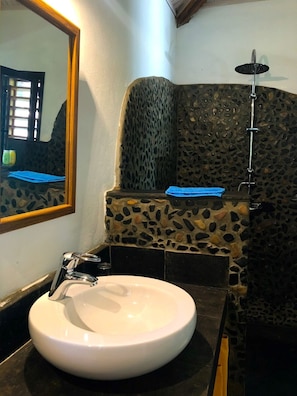 Seife, Shampoo, Toilettenpapier