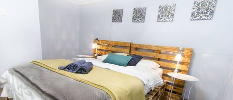 Chambre Double Classique, salle de bains commune | Wi-Fi gratuit, draps fournis
