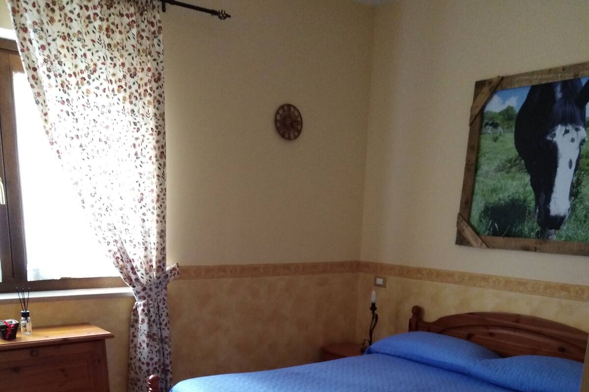 Free cots/infant beds, bed sheets, wheelchair access