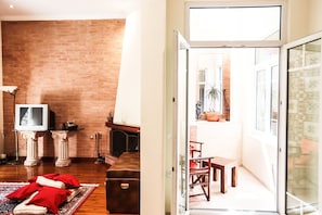 Apartment, 2 Schlafzimmer | Wohnbereich