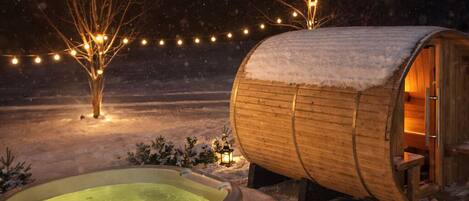 Bain à remous extérieur