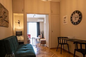 Apartment, 4 Bedrooms | Living area