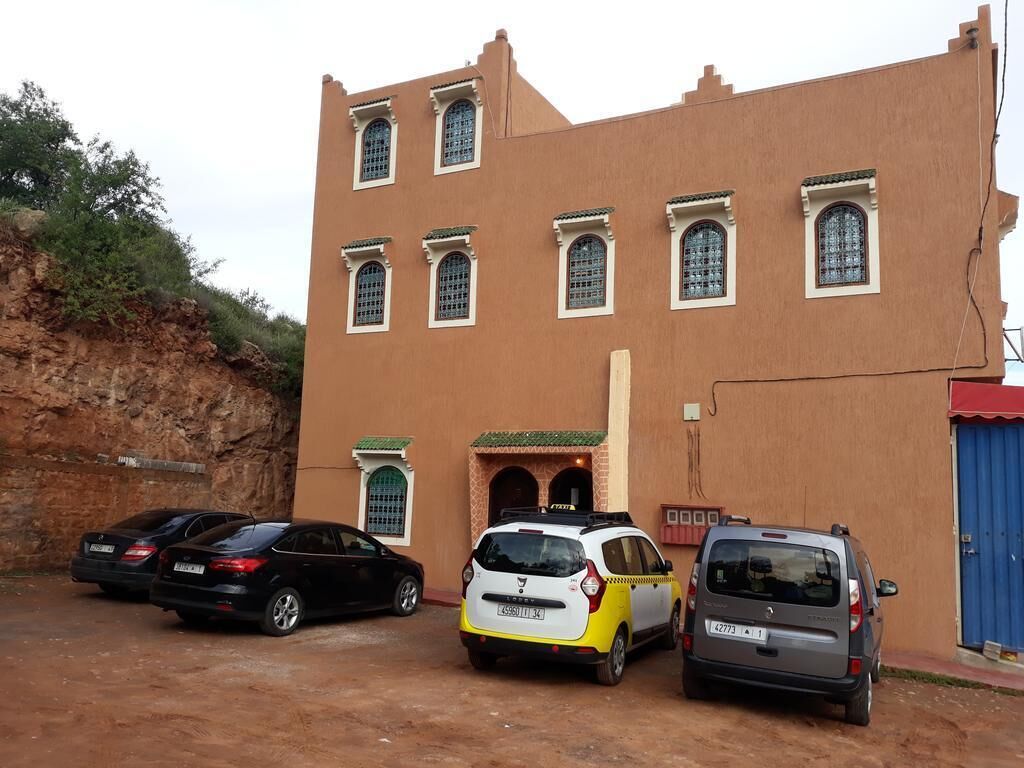 ที่จอดรถฟรี