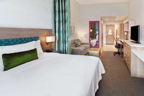 Premium bedding, desk, laptop workspace, blackout curtains - Home2 Suites by Hilton Alpharetta (Alpharetta)