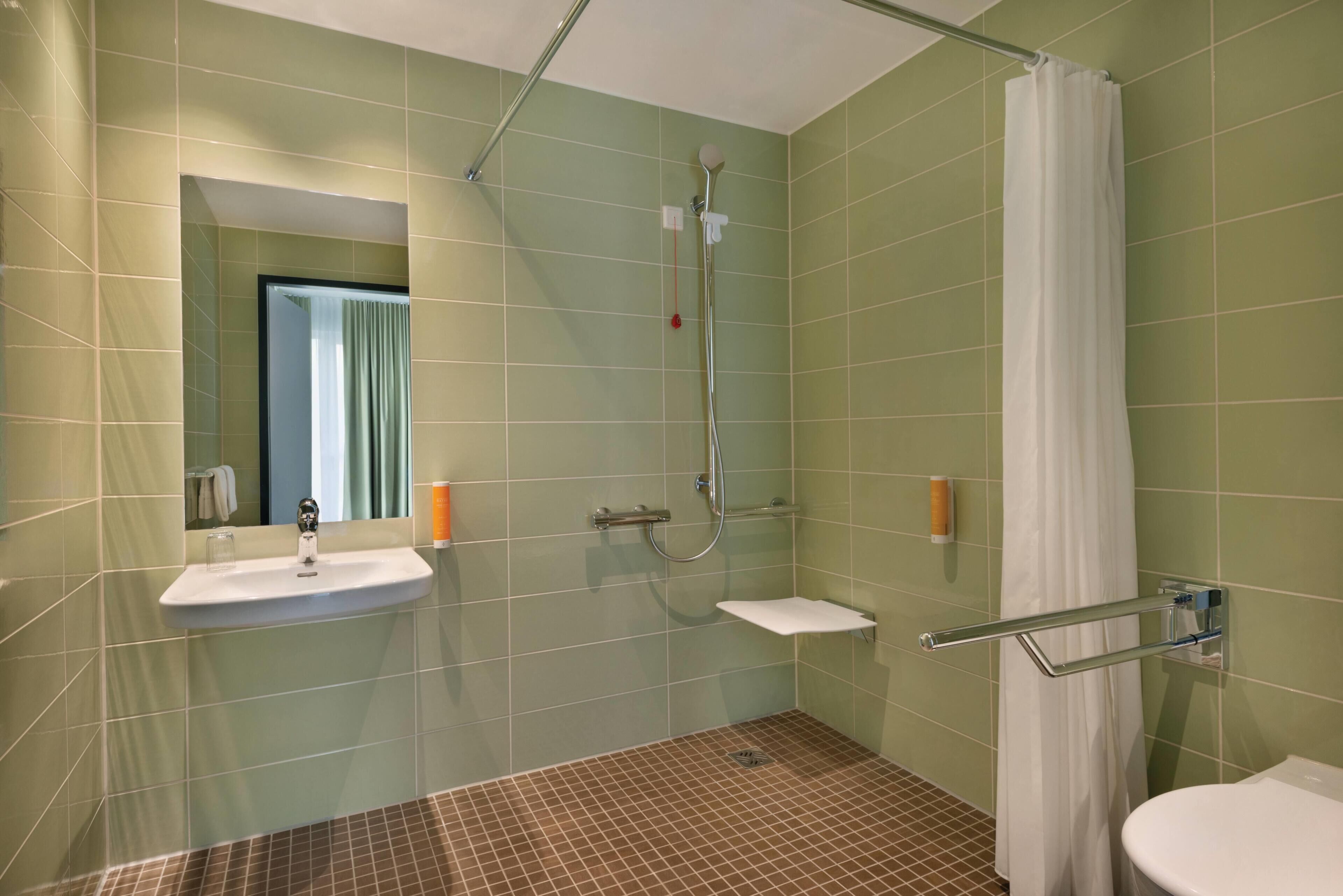 Photo - Super 8 By Wyndham Augsburg