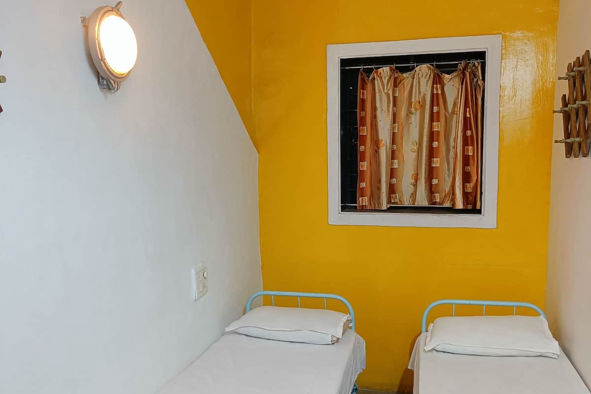 Quarto casal básico | Roupa de cama