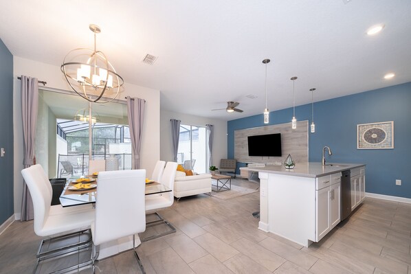 Interior - MO5013 Story lake Condo 4 beds 3 bath Private Pool & Free Waterpark (Kissimmee)