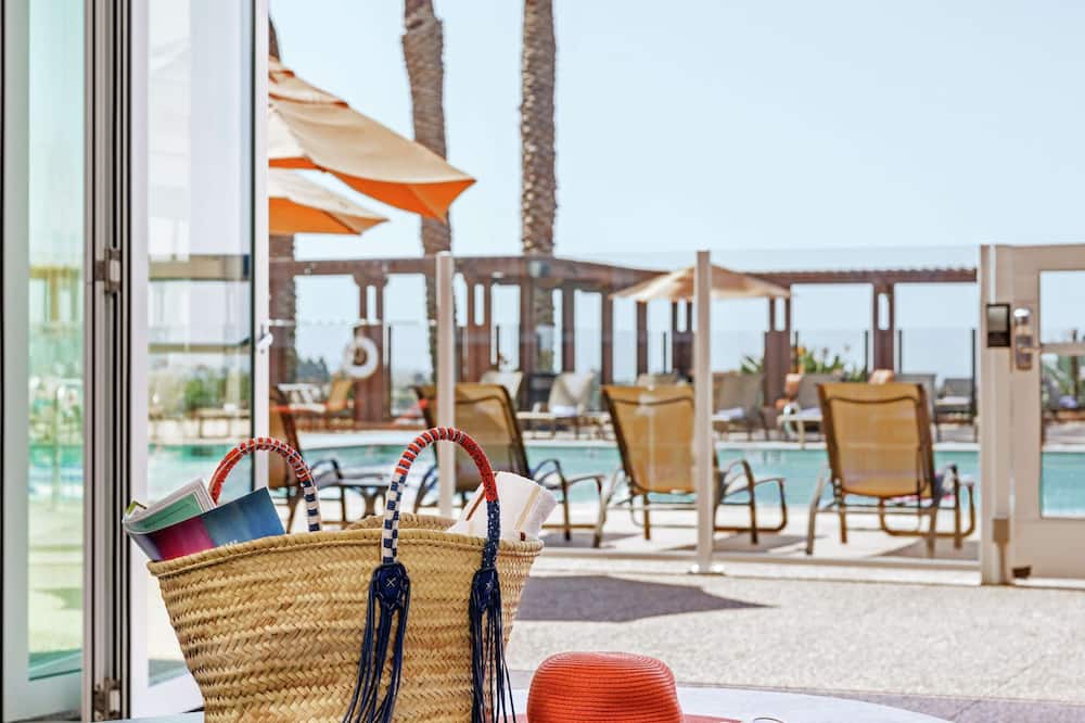 The Cassara Carlsbad, Tapestry Collection by Hilton