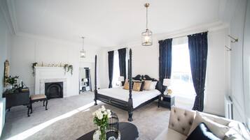 Kamar Double Bulan Madu, 1 Tempat Tidur King, ensuite | 2 kamar tidur, Wi-Fi gratis, dan seprai linen