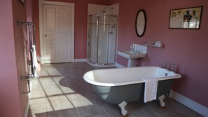 Deluxe Double Room, 1 King Bed | Bathroom - Crowcombe Court (Taunton)