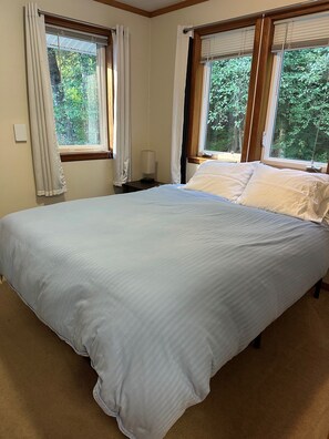 1 chambre, fer et planche à repasser, lit parapluie, Wi-Fi