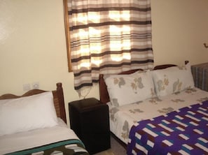 Laptop workspace, free WiFi, bed sheets