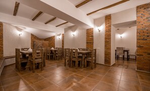Bar (on property) - Golden Light Hotel (Tbilisi)