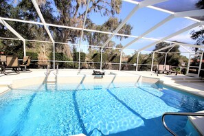 House, 3 Bedrooms | Pool - Stylish Pool Close To Withlacoochee Bike Trail 3 Bedroom Home by RedAwning (Inverness)