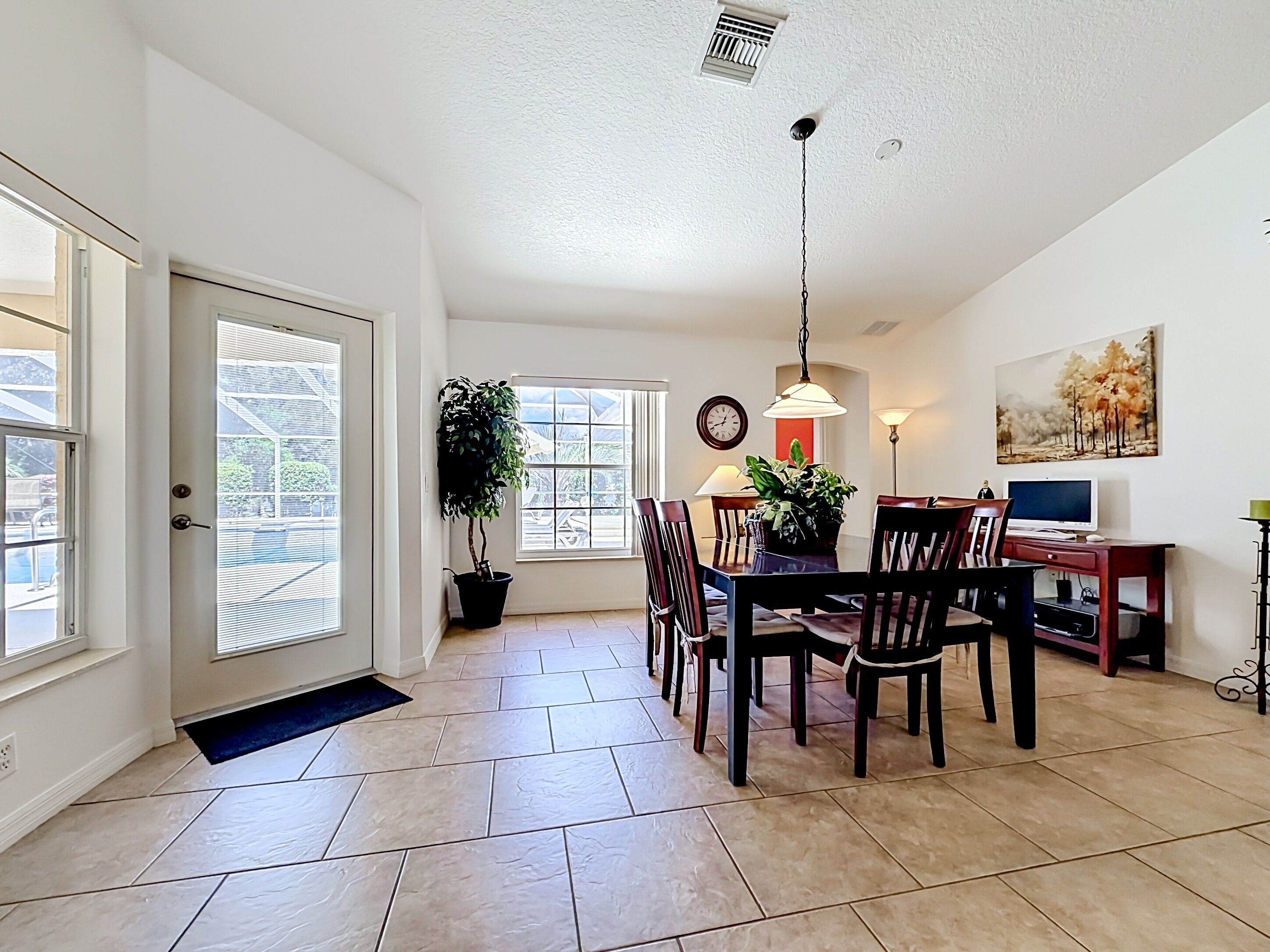House, 3 Bedrooms | Dining