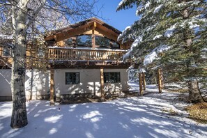 Maison, 4 chambres | Extérieur