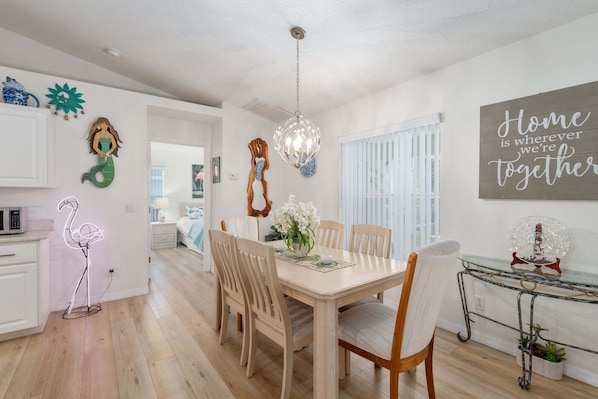 House, 3 Bedrooms | Dining