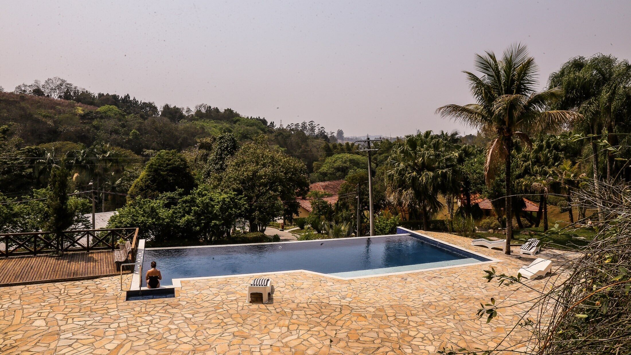 Piscine couverte, piscine extérieure