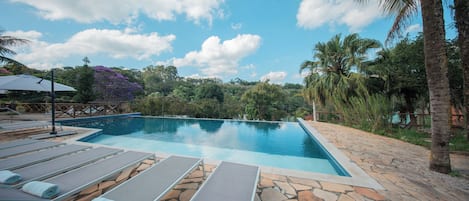 Indoor pool, outdoor pool
