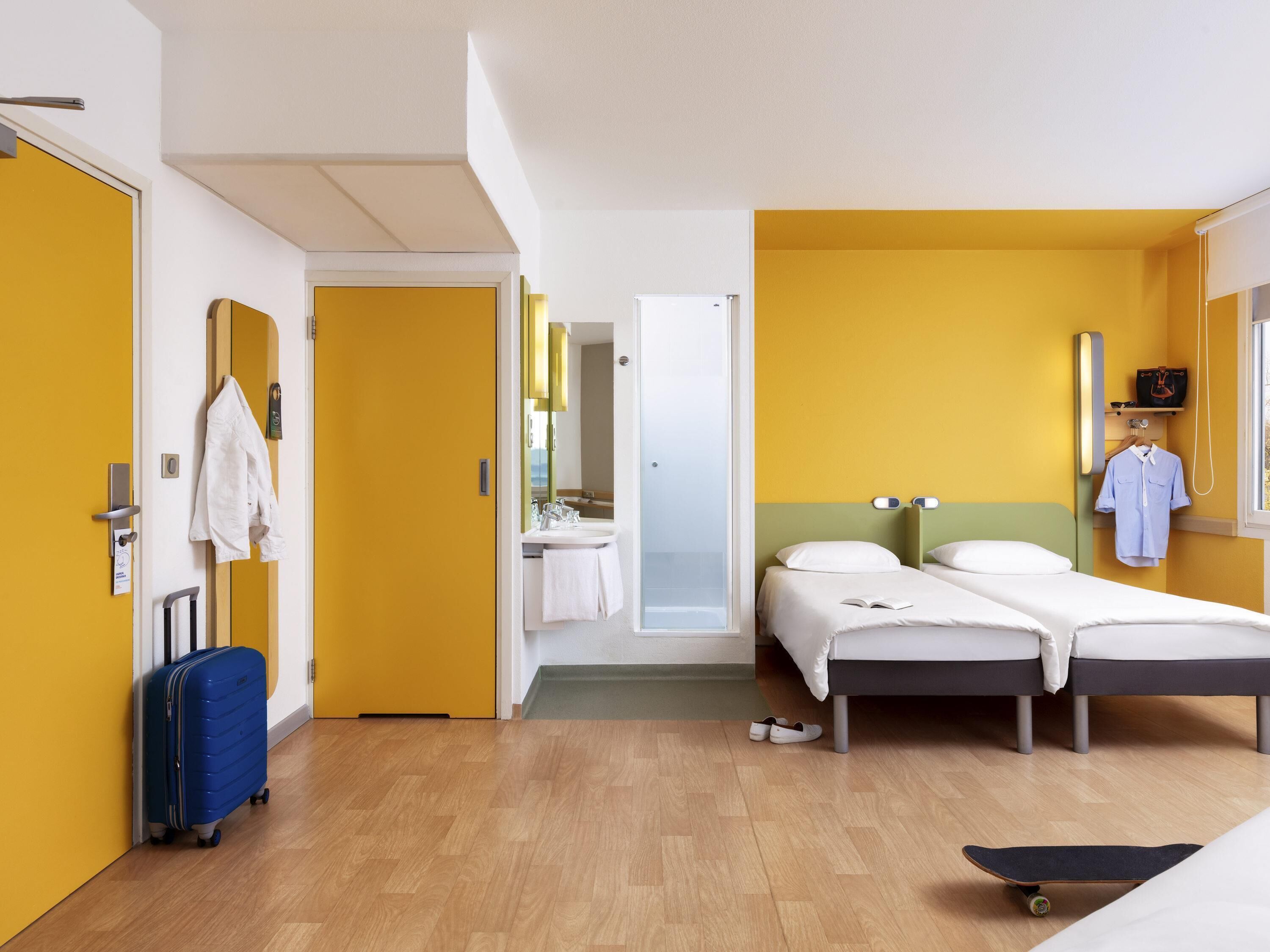 Standard Triple Room, 3 Single Beds