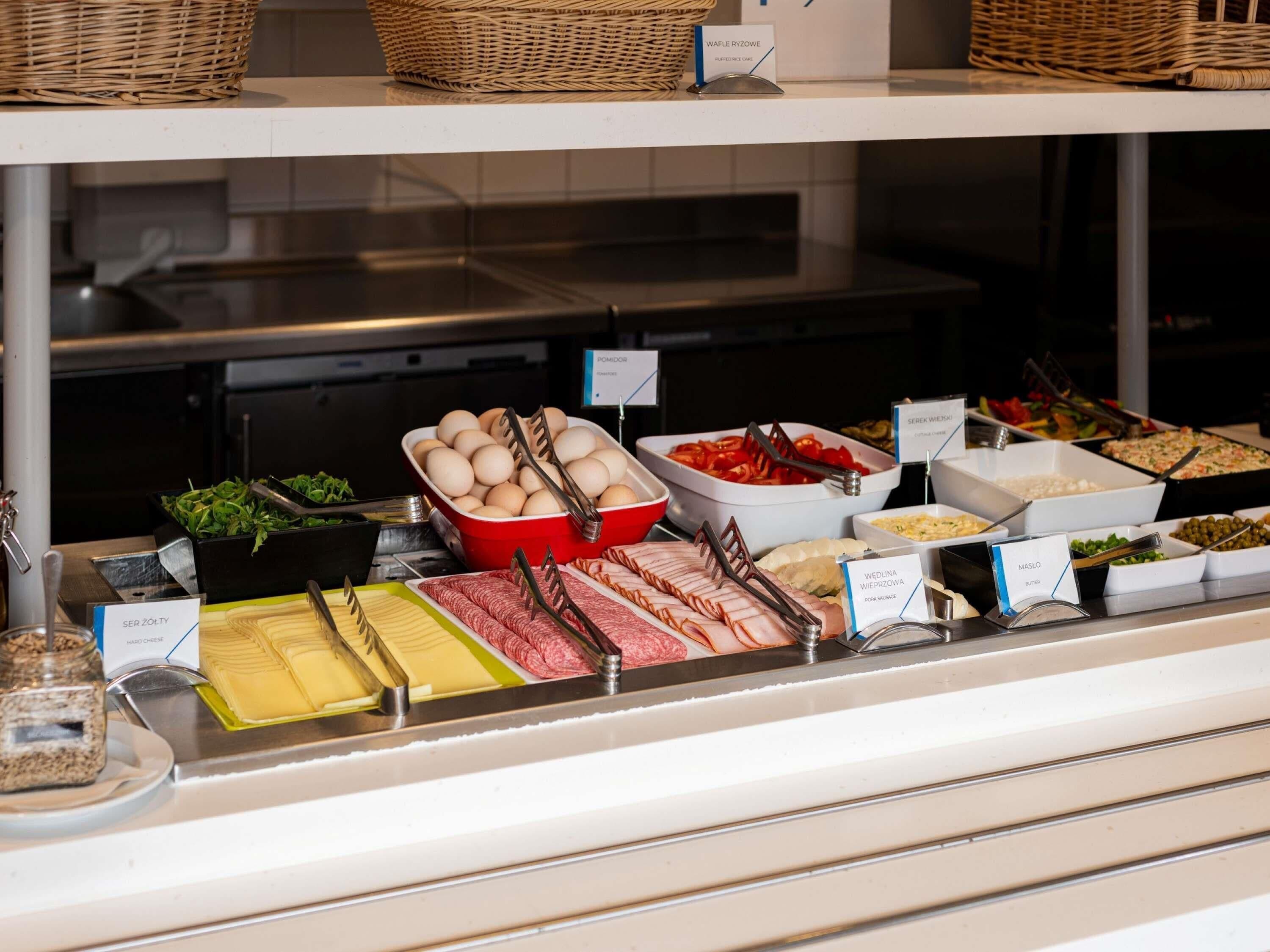 Frukostbuffé varje dag mot avgift