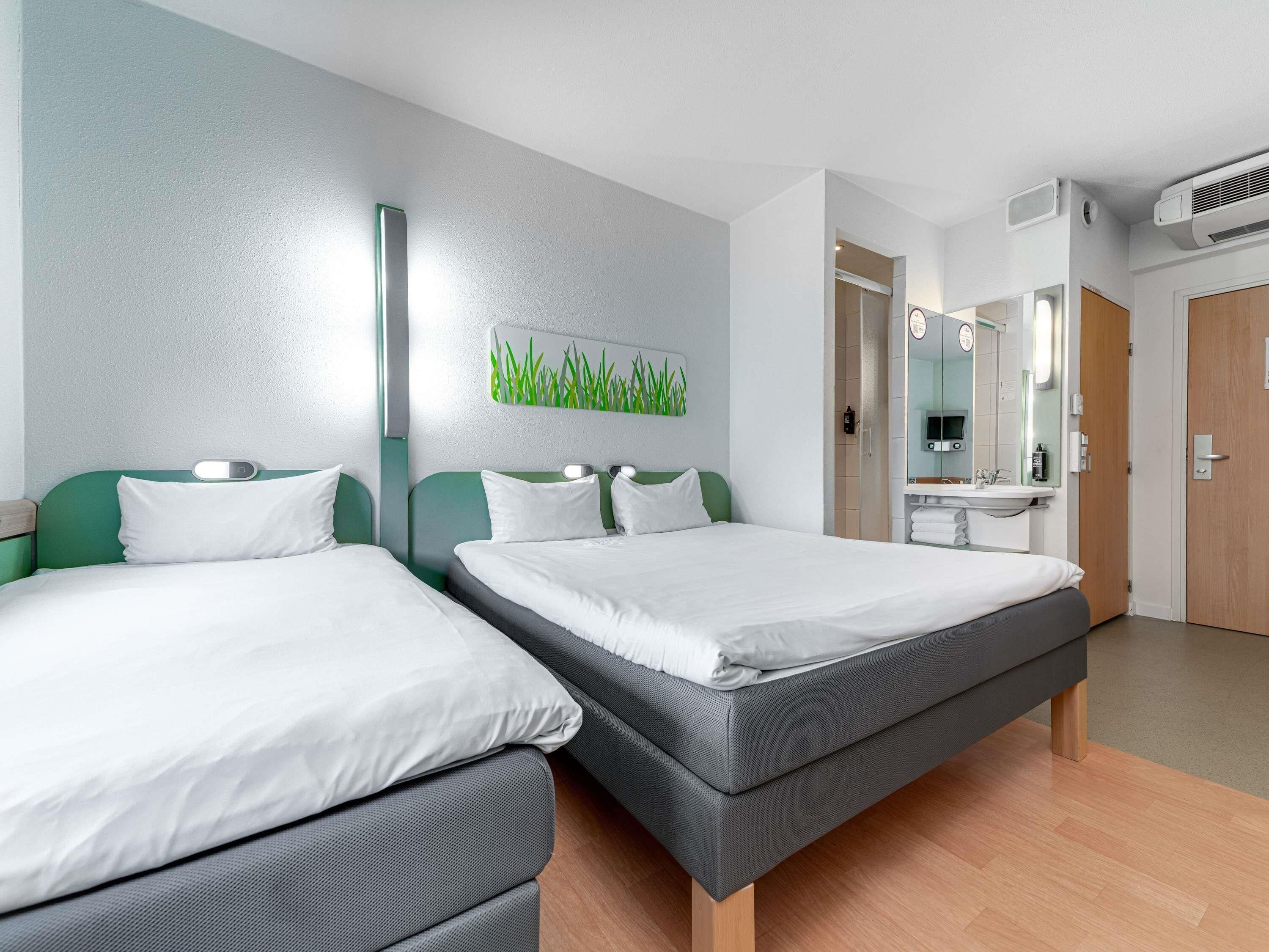 Standard Double Room, Multiple Beds | Desk, laptop workspace, soundproofing, iron/ironing board (on request)