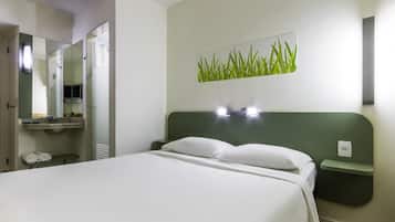 Standard Double Room, 1 Queen Bed, Non Smoking, Pets allowed | Desk, laptop workspace, soundproofing, iron/ironing board