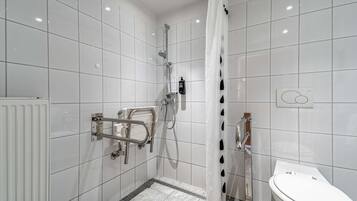 Standard Twin Room, 2 Single Beds | Desk, laptop workspace, soundproofing, iron/ironing board (on request)