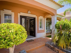 Exterior detail - Villa Natura (Loulé)