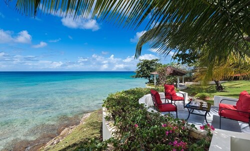 Secluded Oceanfront House with Large Pool and Gardens - Freyers Well Bay