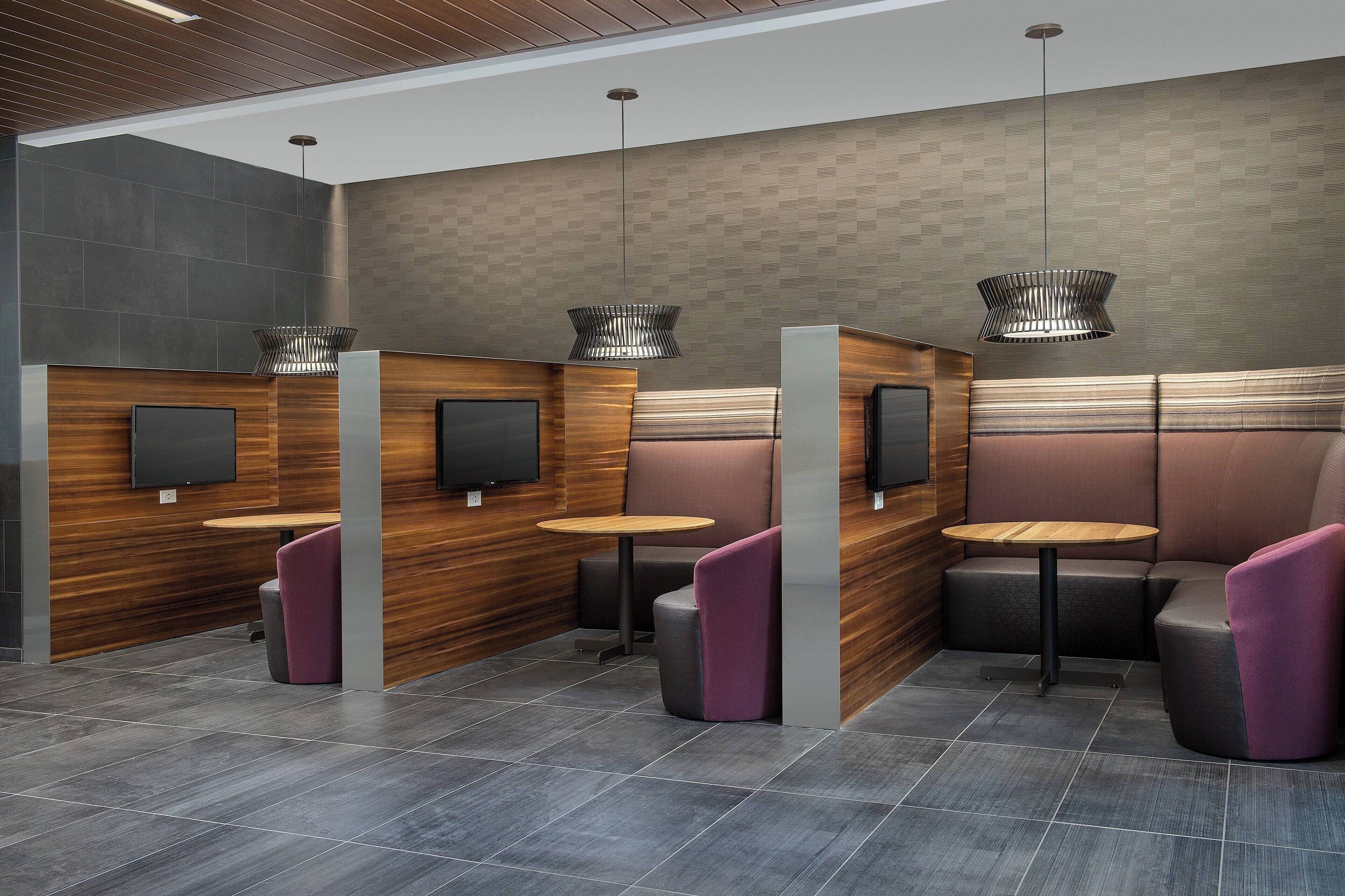 Foto - Courtyard by Marriott Portland East