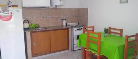 Fridge, oven, electric kettle, spices