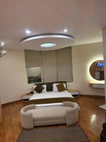 Habitación familiar | Decoración individual, mobiliario individual, escritorio