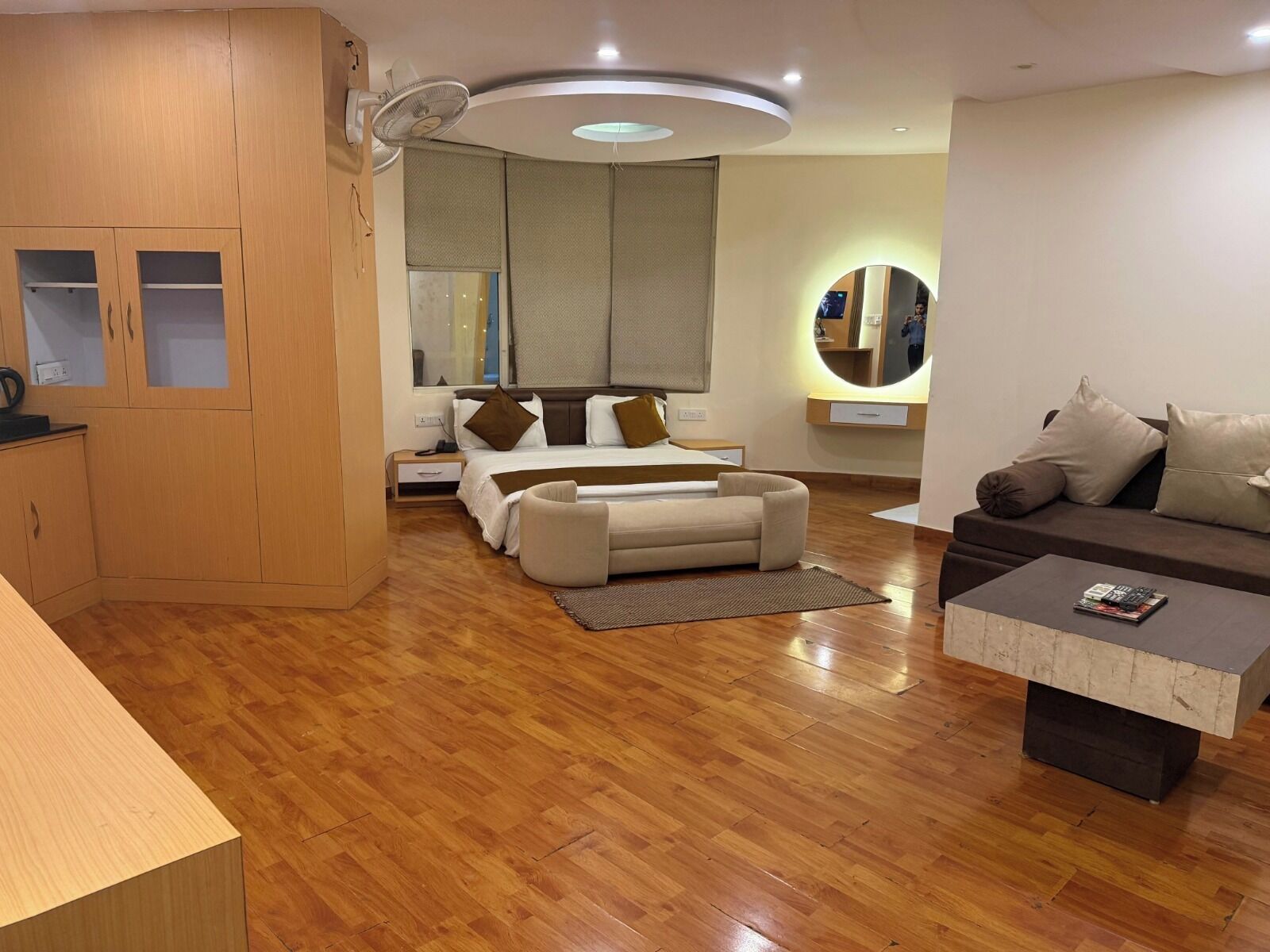 Décoration personnalisée, ameublement personnalisé, bureau