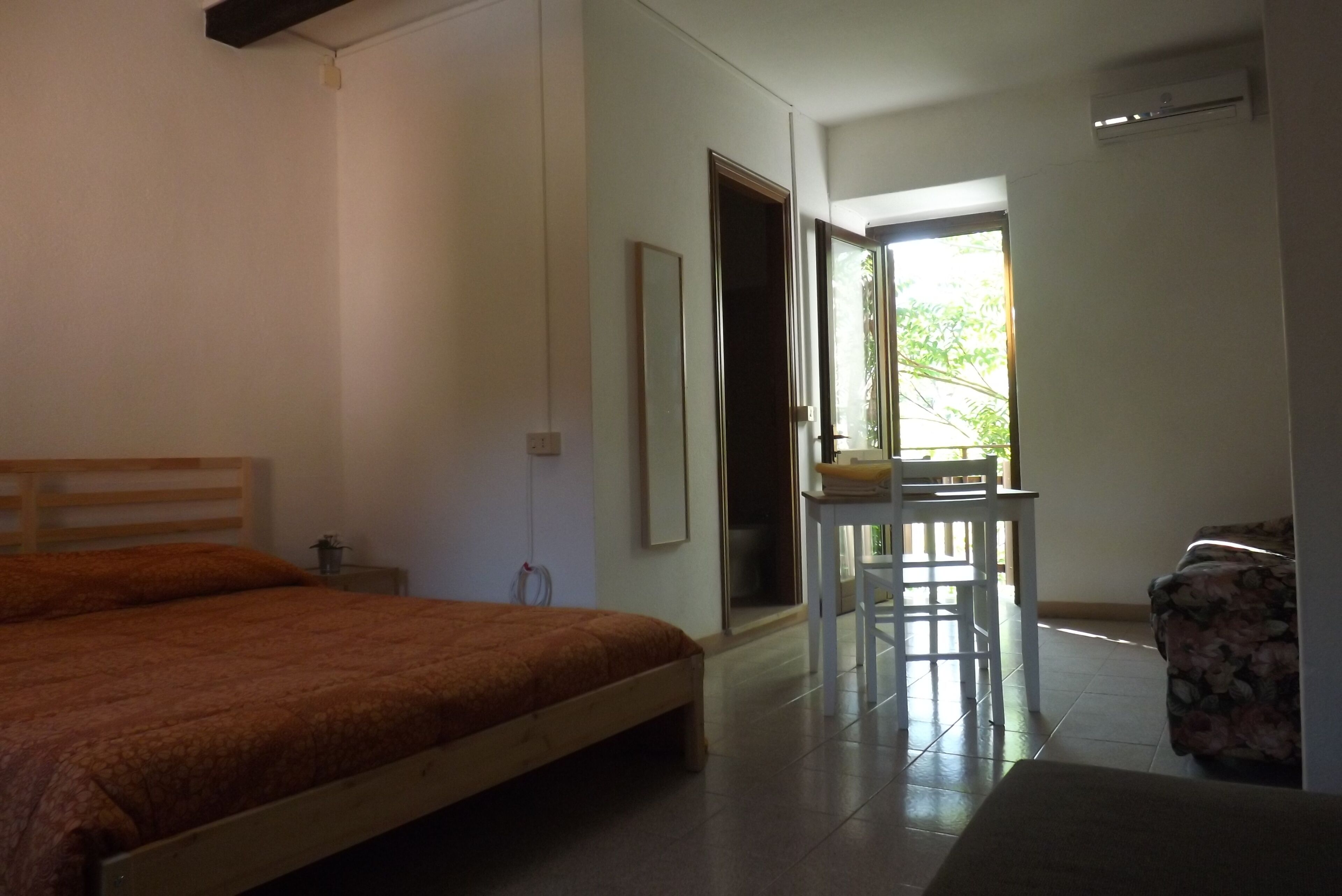 Classic Quadruple Room